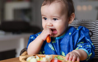 Baby,Boy,Eating,Finger,Food,And,Mix,Vegetable,Plate.baby,Led