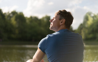 Handsome,Man,Resting,In,The,Moscow,Public,Park,In,Front